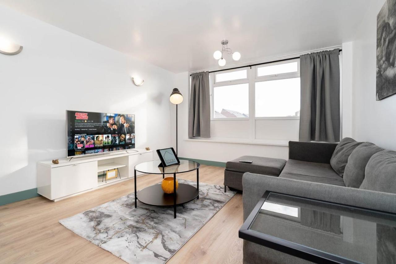 Luxury Urban Oasis In West Midlands Appartamento Birmingham Esterno foto