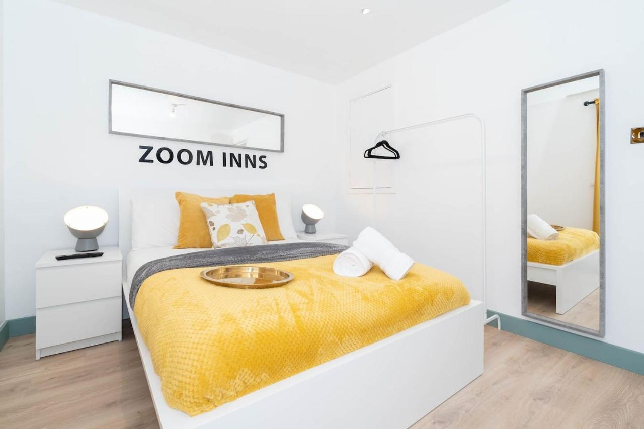 Luxury Urban Oasis In West Midlands Appartamento Birmingham Esterno foto