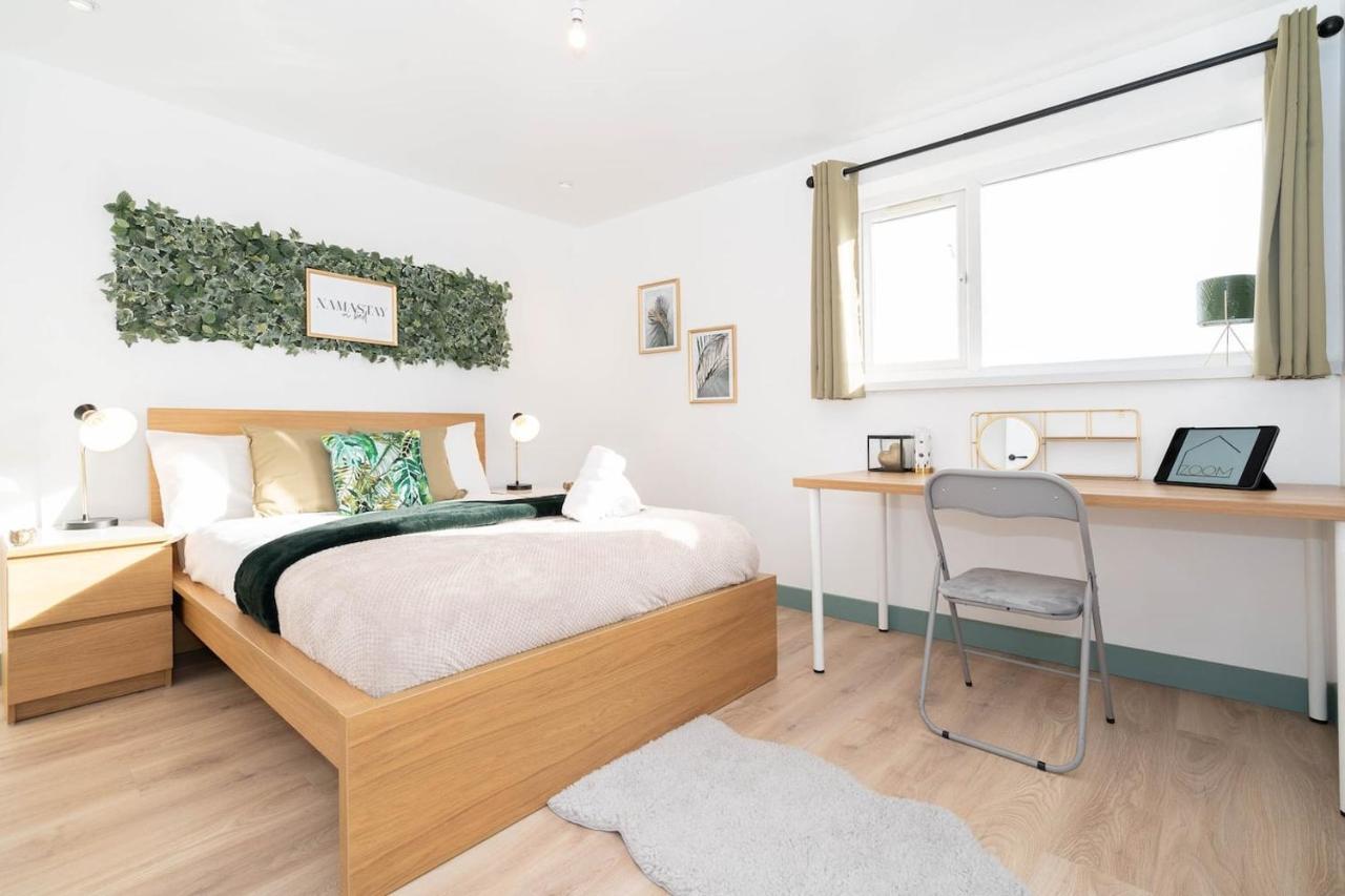 Luxury Urban Oasis In West Midlands Appartamento Birmingham Esterno foto